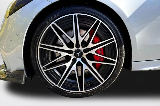 Mercedes-Benz C-Class photo 34