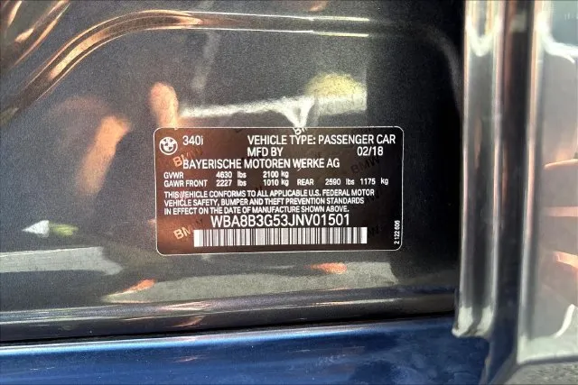BMW 3 Series photo 20