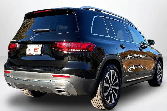 Mercedes-Benz GLB photo 5