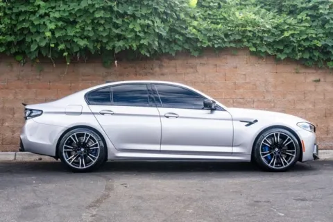 More photos of 2019 BMW M5 at Gravity Autos Duluth, GA