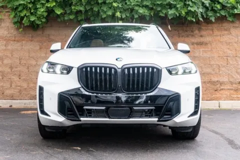Photos of 2024 BMW X5 xDrive40i for sale in Duluth, GA at Gravity Autos Duluth