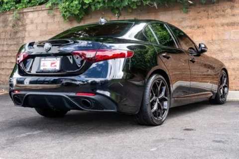 More photos of 2020 Alfa Romeo Giulia at Gravity Autos Duluth, GA