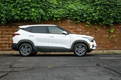 Another view of 2022 Kia Seltos LX for sale in Duluth, GA at Gravity Autos Duluth