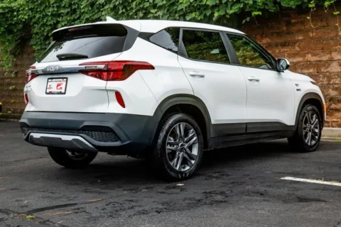 More photos of 2022 Kia Seltos LX at Gravity Autos Duluth, GA