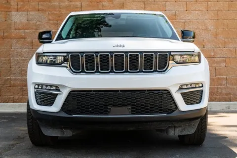 Photos of 2023 Jeep Grand Cherokee Limited for sale in Duluth, GA at Gravity Autos Duluth