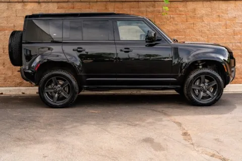 More photos of 2022 Land Rover Defender 110 X-Dynamic SE at Gravity Autos Duluth, GA