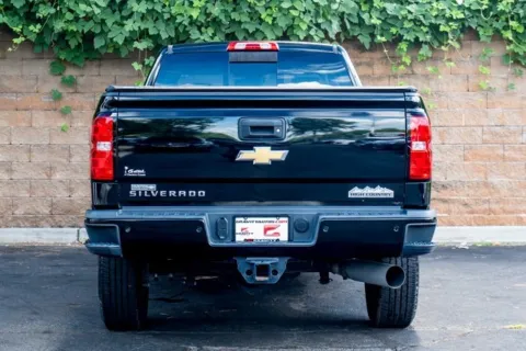 More photos of 2019 Chevrolet Silverado 3500HD High Country at Gravity Autos Duluth, GA