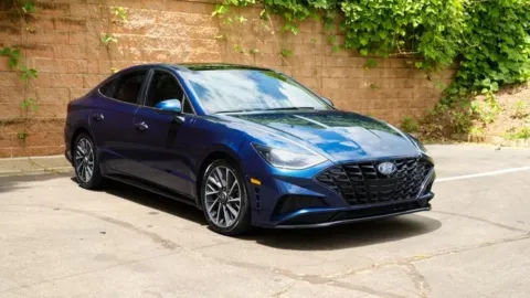 Another view of 2020 Hyundai Sonata Limited for sale in Duluth, GA at Gravity Autos Duluth