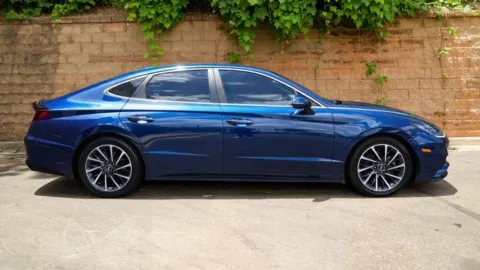 More photos of 2020 Hyundai Sonata Limited at Gravity Autos Duluth, GA