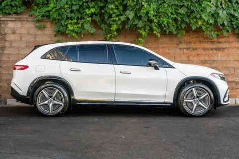 More photos of 2023 Mercedes-Benz EQS 450 at Gravity Autos Duluth, GA