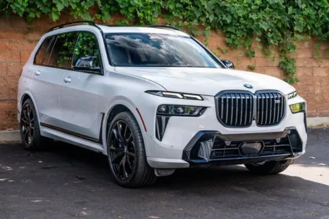 Another view of 2025 BMW X7 M60i for sale in Duluth, GA at Gravity Autos Duluth