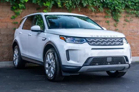 Another view of 2023 Land Rover Discovery S for sale in Duluth, GA at Gravity Autos Duluth