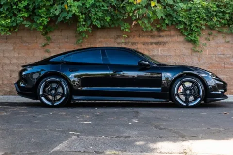 More photos of 2021 Porsche Taycan 4S at Gravity Autos Duluth, GA
