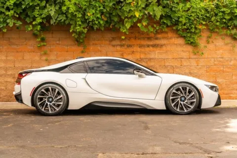 More photos of 2016 BMW i8 at Gravity Autos Duluth, GA