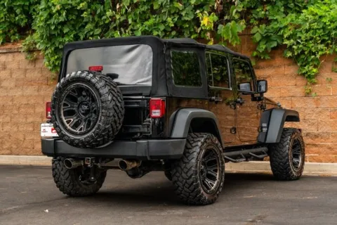 More photos of 2013 Jeep Wrangler Unlimited Sport at Gravity Autos Duluth, GA