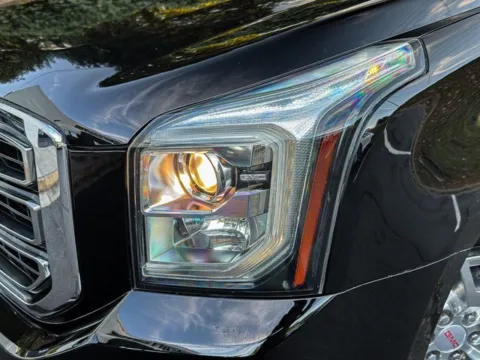 Another view of 2020 GMC Yukon SLT for sale in Duluth, GA at Gravity Autos Duluth