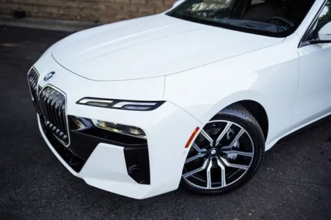 Photos of 2023 BMW i7 xDrive60 for sale in Duluth, GA at Gravity Autos Duluth