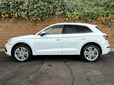 More photos of 2018 Audi Q5 2.0T Prestige at Gravity Autos Duluth, GA