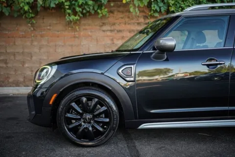 More photos of 2023 MINI Cooper S Countryman Signature at Gravity Autos Duluth, GA