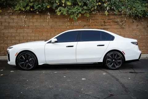 More photos of 2024 BMW i7 eDrive50 at Gravity Autos Duluth, GA