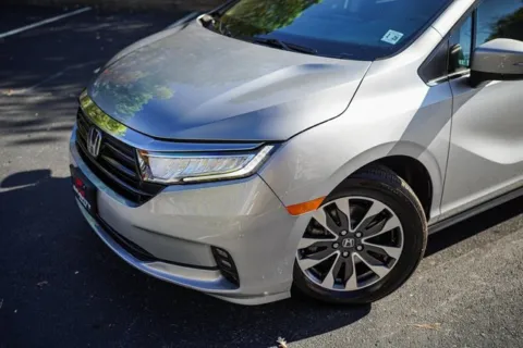 Photos of 2023 Honda Odyssey EX-L for sale in Duluth, GA at Gravity Autos Duluth