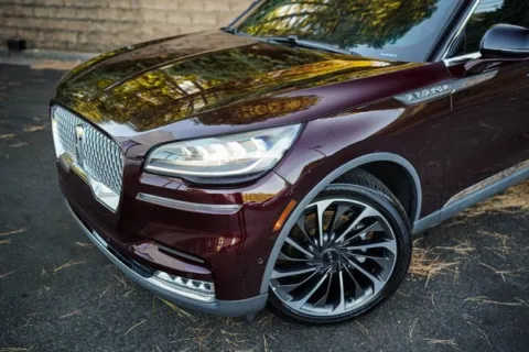 Photos of 2020 Lincoln Aviator Reserve for sale in Duluth, GA at Gravity Autos Duluth