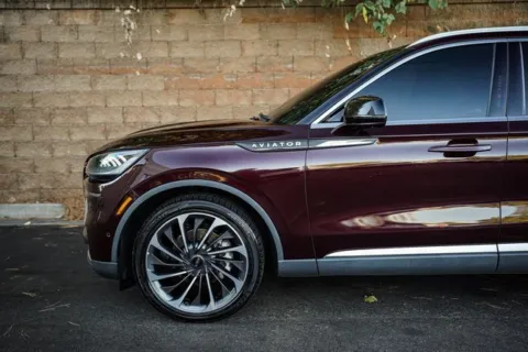 More photos of 2020 Lincoln Aviator Reserve at Gravity Autos Duluth, GA