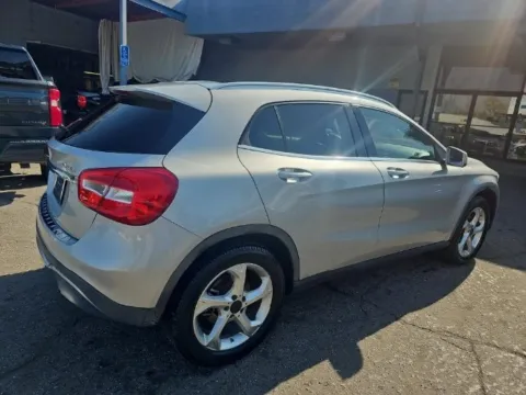 Photos of 2018 Mercedes-Benz GLA 250 for sale in Highland Park, IL at Gravity Autos Chicago