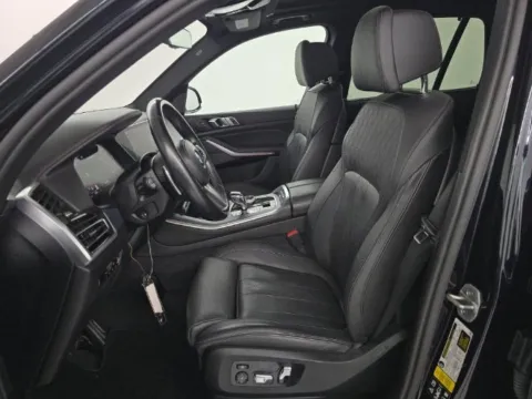 Another view of 2022 BMW X5 M50i for sale in Highland Park, IL at Gravity Autos Chicago