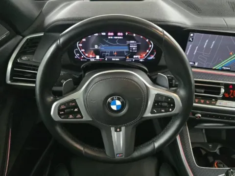 More photos of 2022 BMW X5 M50i at Gravity Autos Chicago, IL