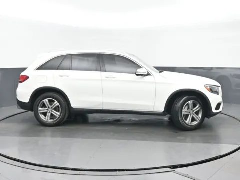 Photos of 2017 Mercedes-Benz GLC 300 for sale in Highland Park, IL at Gravity Autos Chicago