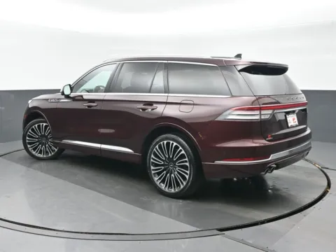 More photos of 2022 Lincoln Aviator Black Label at Gravity Autos Chicago, IL