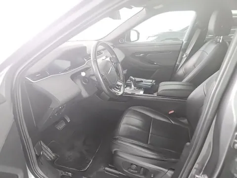 Another view of 2020 Land Rover Range Rover Evoque SE for sale in Highland Park, IL at Gravity Autos Chicago