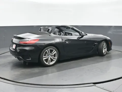 Another view of 2019 BMW Z4 sDrive30i for sale in Highland Park, IL at Gravity Autos Chicago