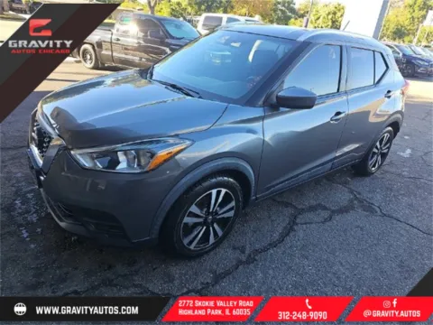 Gray 2020 Nissan Kicks SV for sale in Highland Park, IL