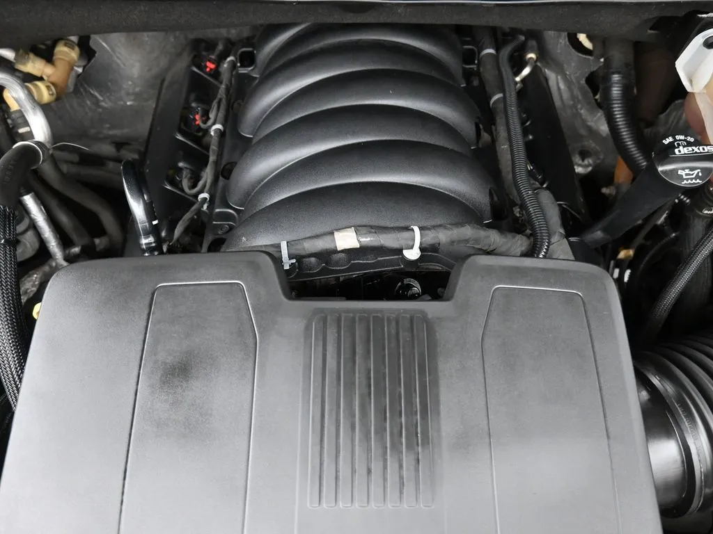 2021 GMC Yukon Denali - Photo 28