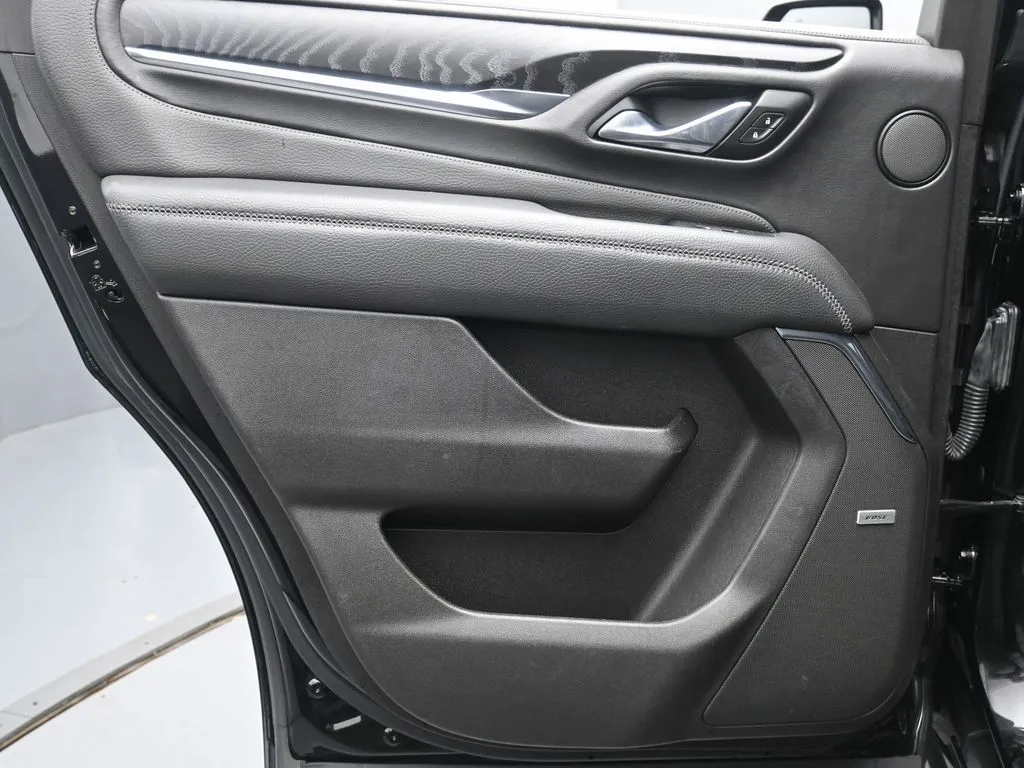 2021 GMC Yukon Denali - Photo 19