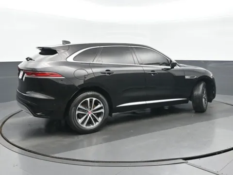 Another view of 2021 Jaguar F-PACE P250 S for sale in Highland Park, IL at Gravity Autos Chicago