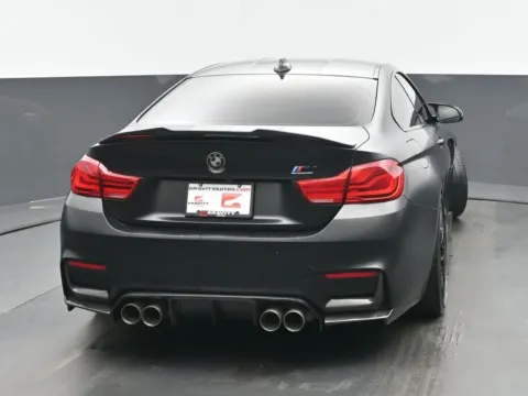 More photos of 2018 BMW M4 at Gravity Autos Chicago, IL