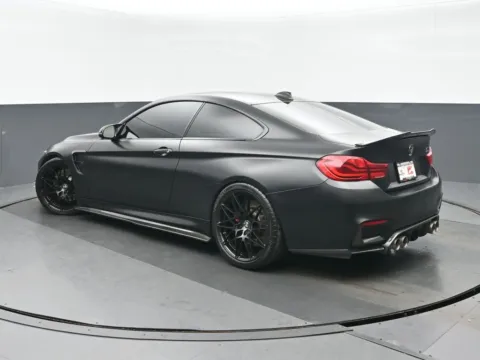 More photos of 2018 BMW M4 at Gravity Autos Chicago, IL