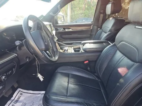 Another view of 2022 Jeep Grand Wagoneer Series I for sale in Highland Park, IL at Gravity Autos Chicago