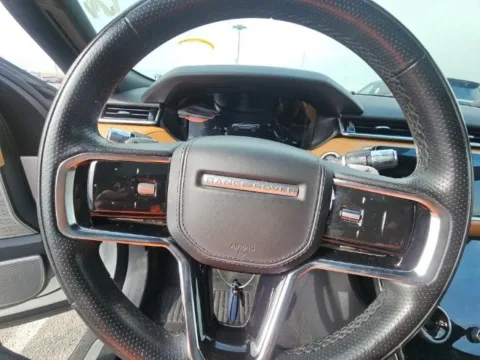 More photos of 2021 Land Rover Range Rover Velar R-Dynamic HSE at Gravity Autos Chicago, IL