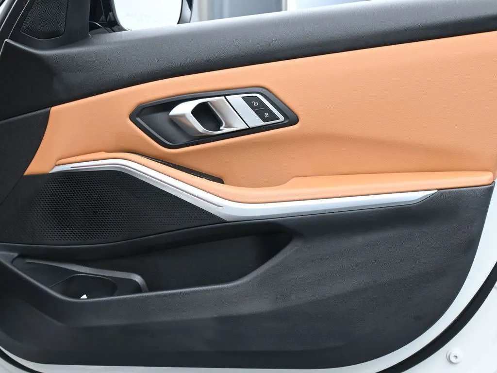 2023 BMW 3 Series M340i - Photo 27