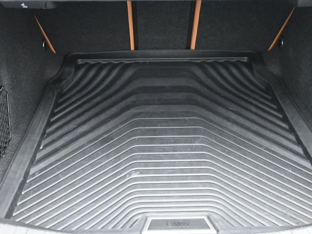 2023 BMW 3 Series M340i - Photo 24