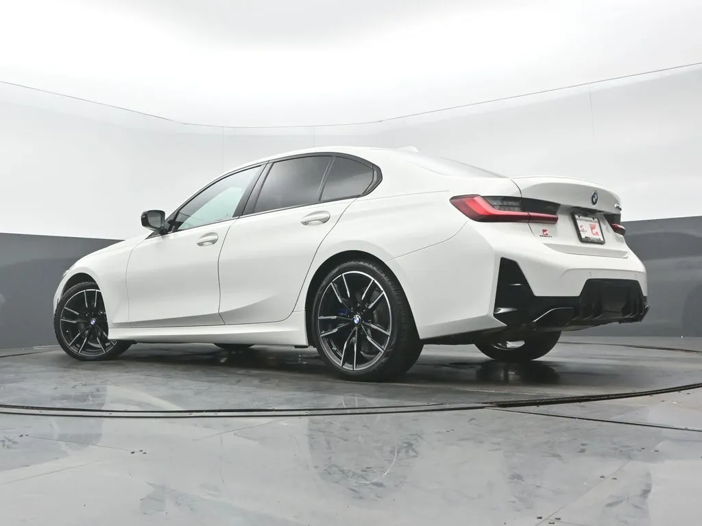 2023 BMW 3 Series M340i - Photo 32