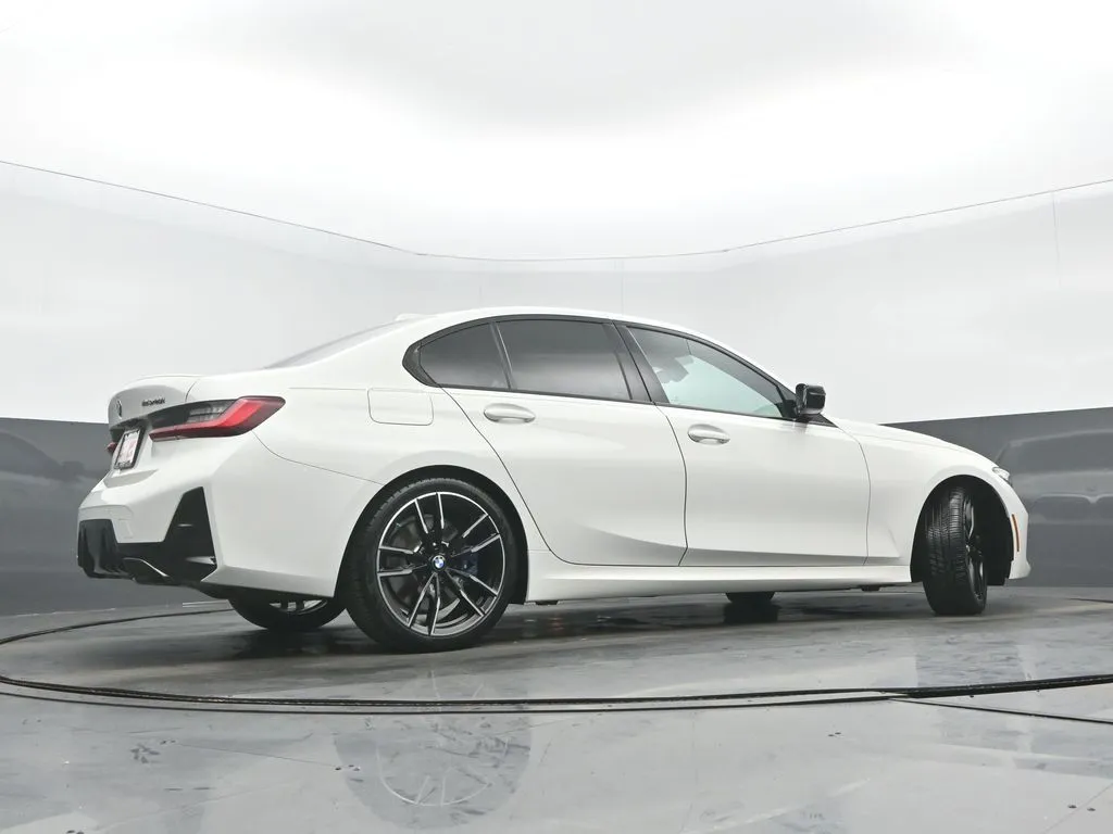 2023 BMW 3 Series M340i - Photo 33