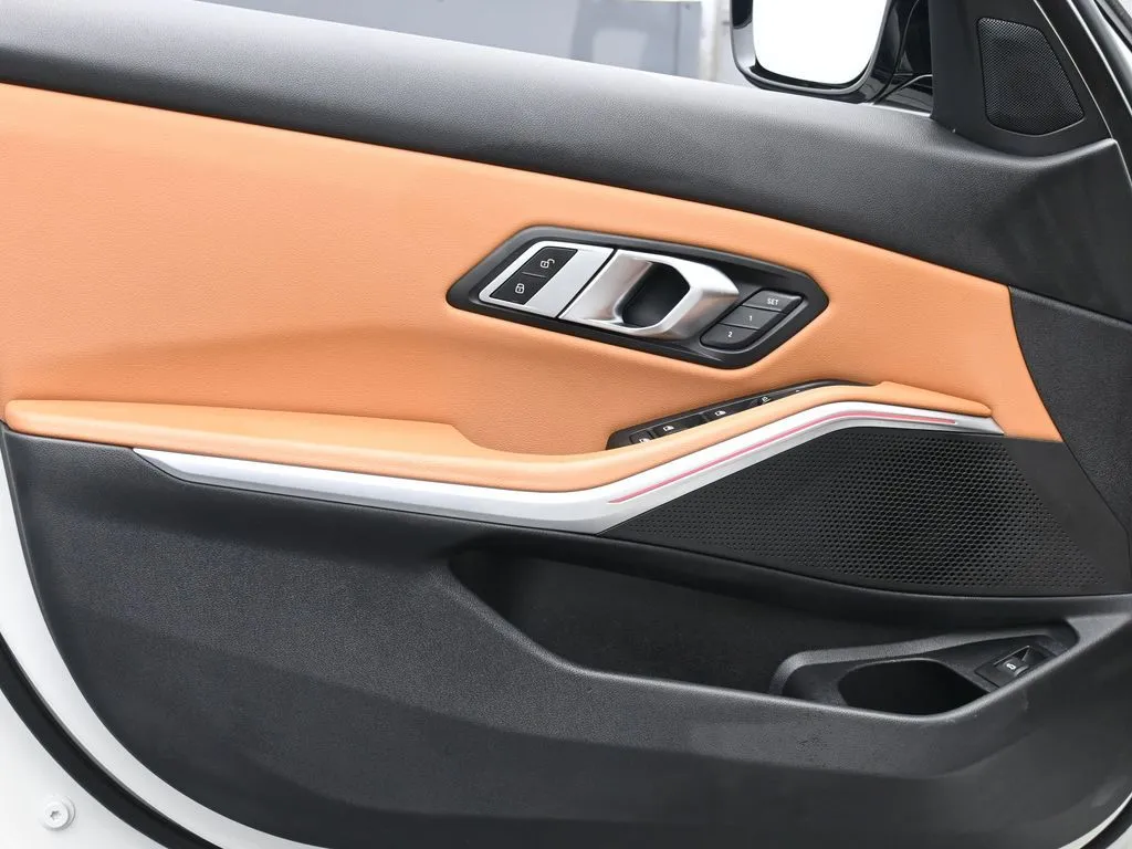 2023 BMW 3 Series M340i - Photo 9