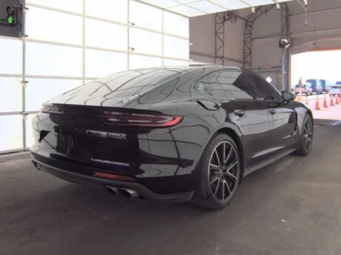 Photos of 2018 Porsche Panamera 4S for sale in Highland Park, IL at Gravity Autos Chicago