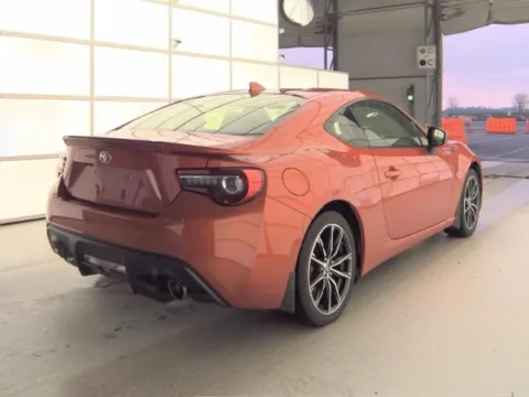 Photos of 2017 Toyota 86 for sale in Highland Park, IL at Gravity Autos Chicago