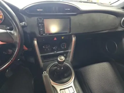 More photos of 2017 Toyota 86 at Gravity Autos Chicago, IL